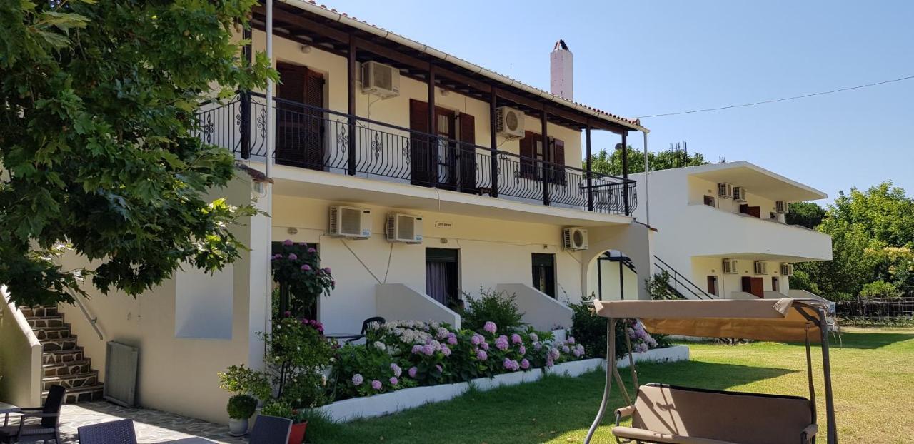 Appartement Dream House à Agia Paraskevi  Extérieur photo